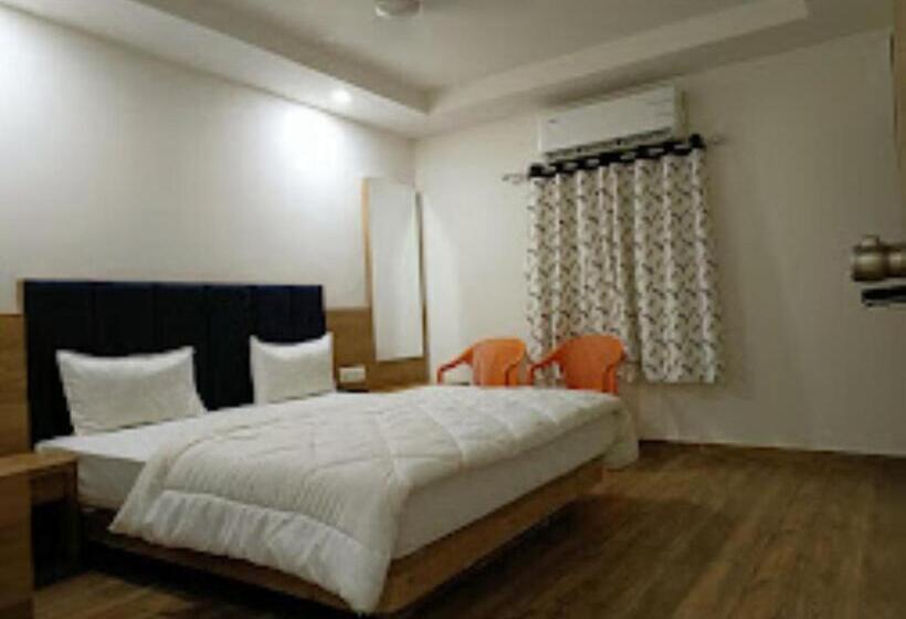 ホテル Kutchi Palace, Dwarka