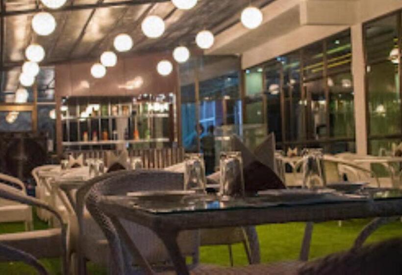 酒店 Lake View,chhatarpur