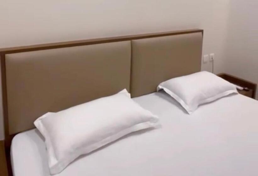 ホテル Lalbagh Inn