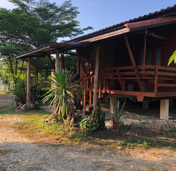 호텔 Lampang Homestay2