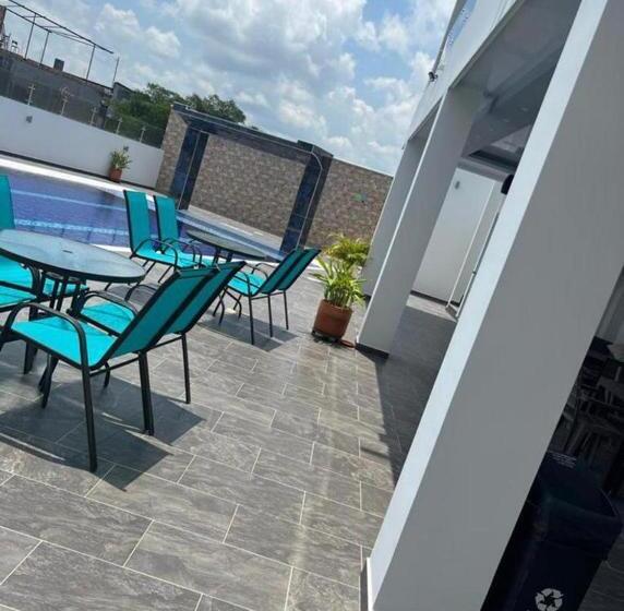 ホテル Mass Luxury