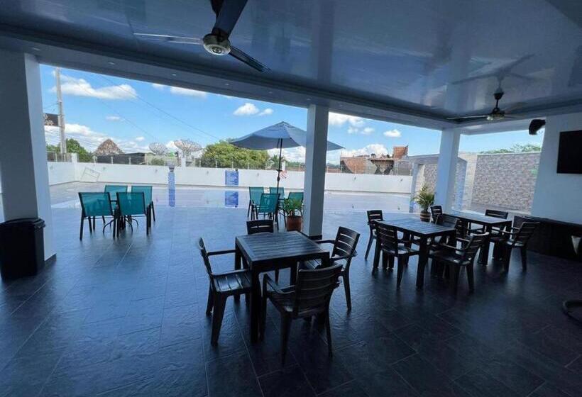 ホテル Mass Luxury