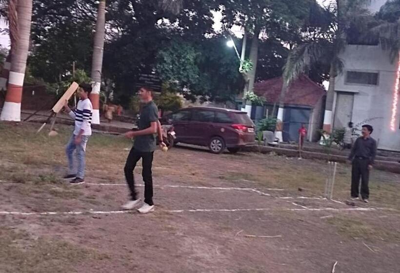 בית מלון כפרי Mauli Resorts, Wardha