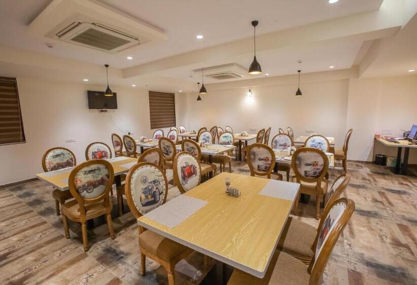 בית מלון כפרי Midori Vithalapur