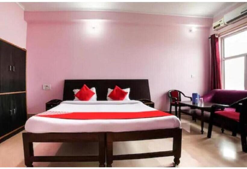 בית מלון כפרי Midtown Inn, Singrauli