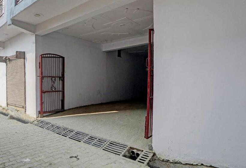 בית מלון כפרי Moon Star Residency