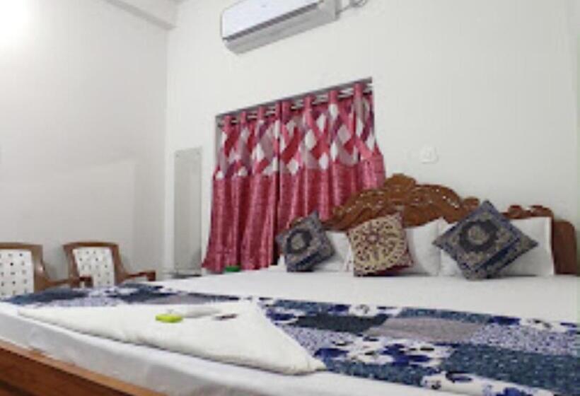 酒店 Neel Dipayan West Bengal