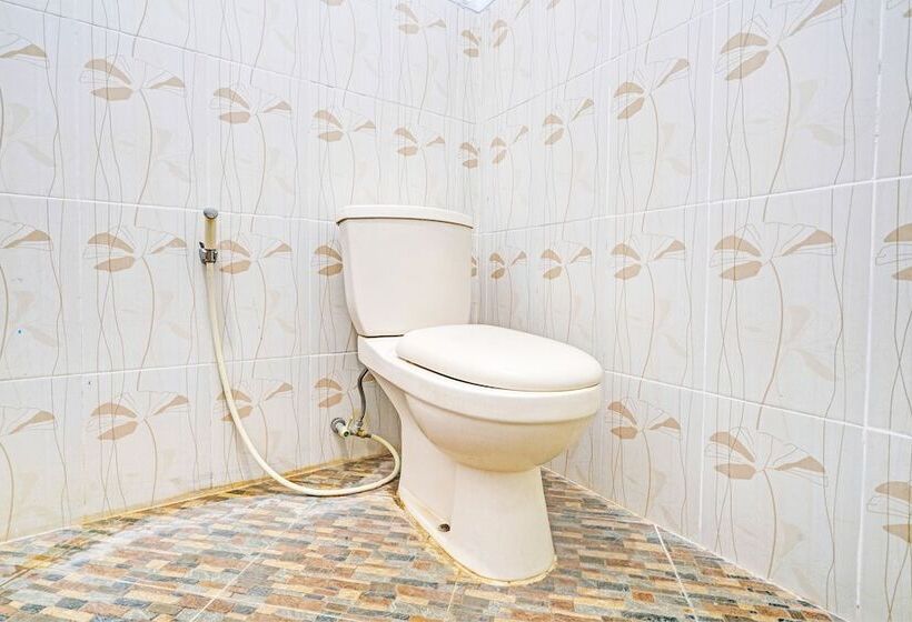 Отель Oyo 93328 Graha Citra Syariah