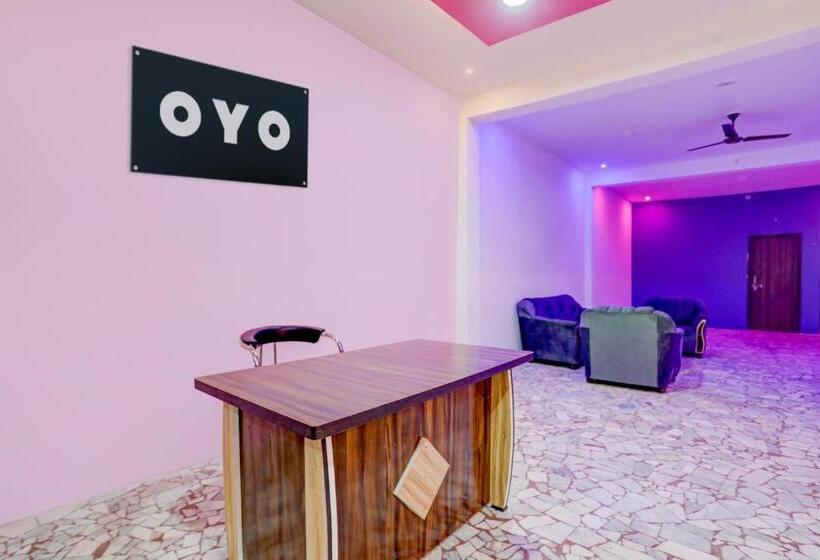 בית מלון כפרי Oyo Flagship S. R Grand