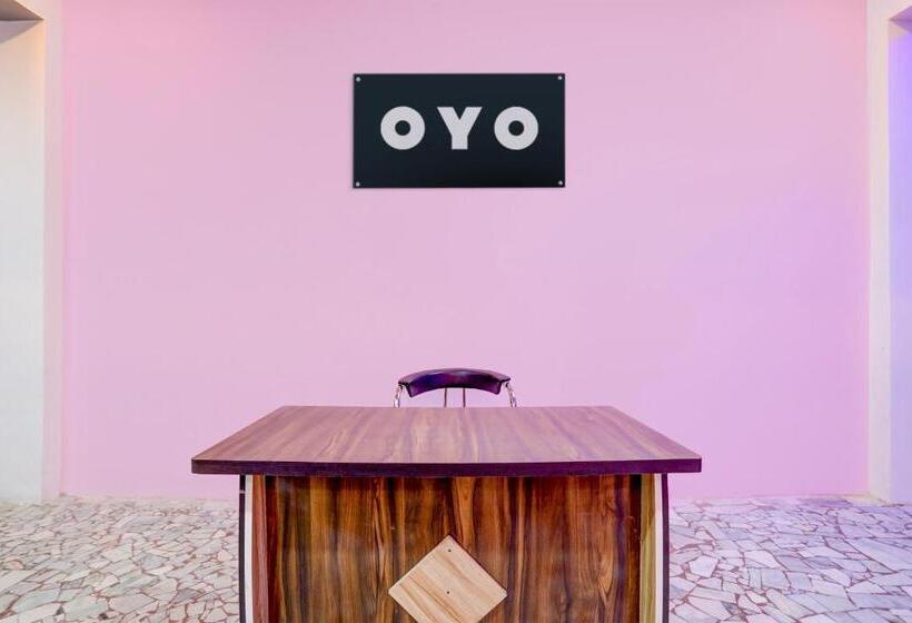 ホテル Oyo Flagship S. R Grand