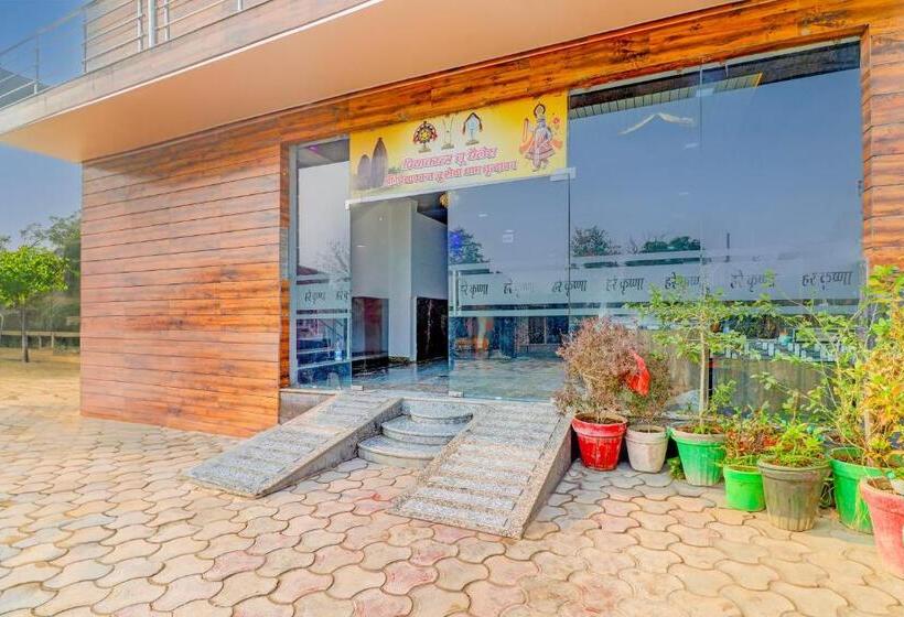 Отель Oyo Priyakant Ju Palace