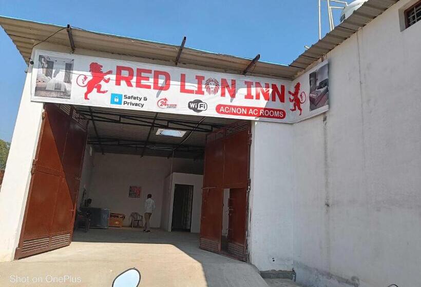Отель Oyo Red Lion Inn