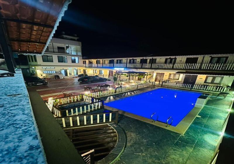 فندق Parshuram Wada Resort