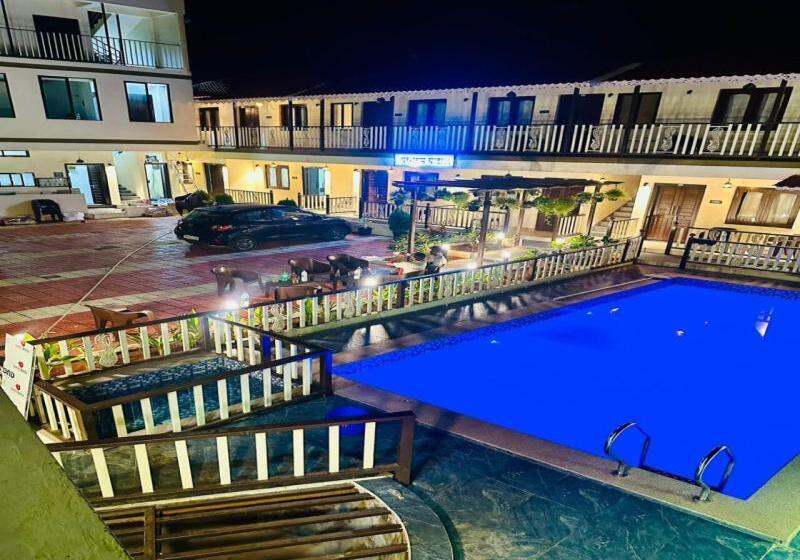فندق Parshuram Wada Resort