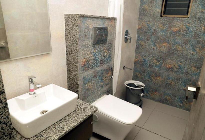 בית מלון כפרי Radhika