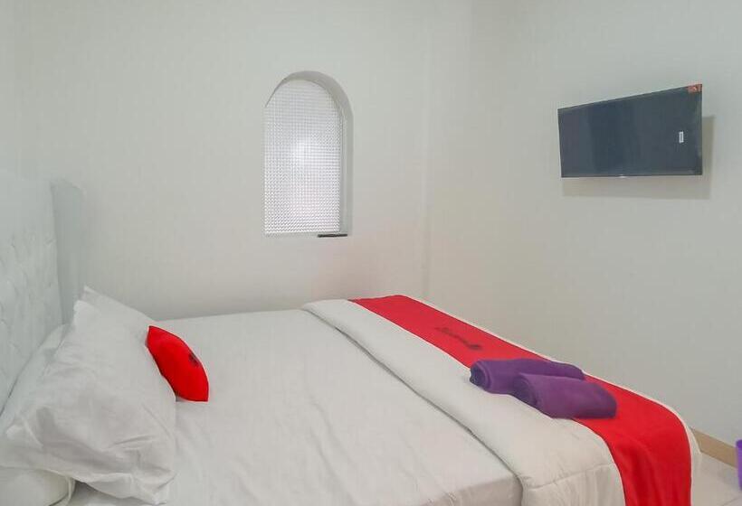 ホテル Reddoorz At Jalan Pangkal Perjuangan Karawang