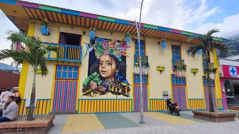 Отель Restaurante La Bodega De Amar