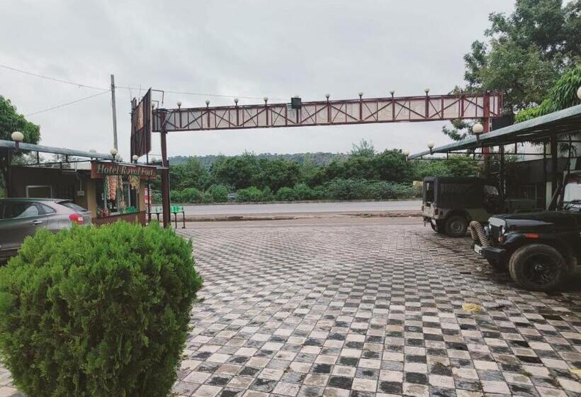 Hotel Royal Fort   Chandwaji