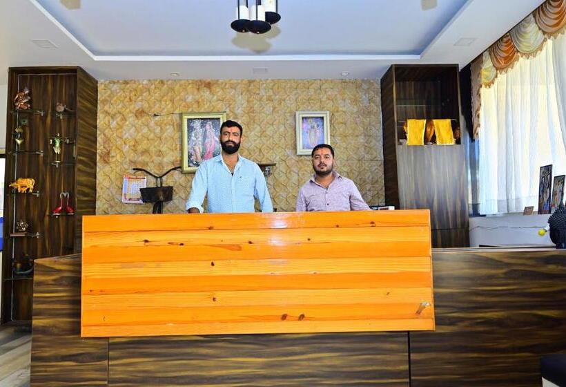 Отель Rs Inn And Shiv Restro Near Brahma Temple