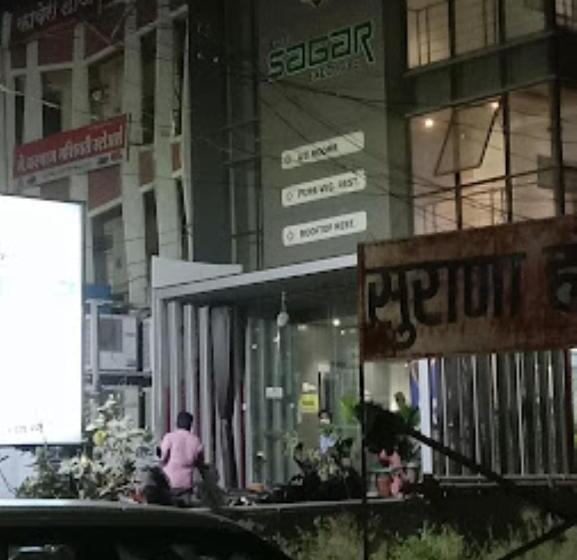 בית מלון כפרי Sagar Executive Beed