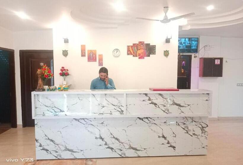 בית מלון כפרי Samriddhi