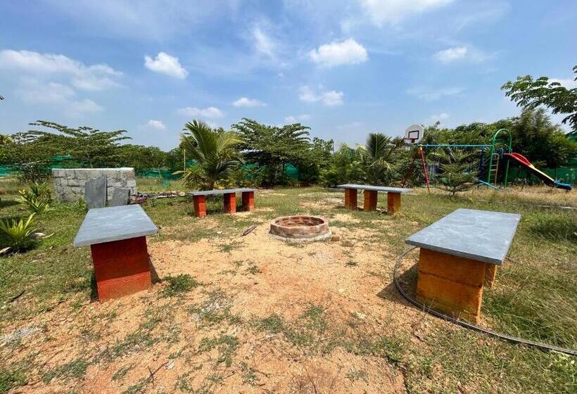 酒店 Santhrupthifarmstay