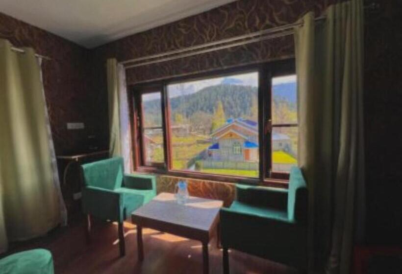בית מלון כפרי Sarwa Cottage Jammu And Kashmir
