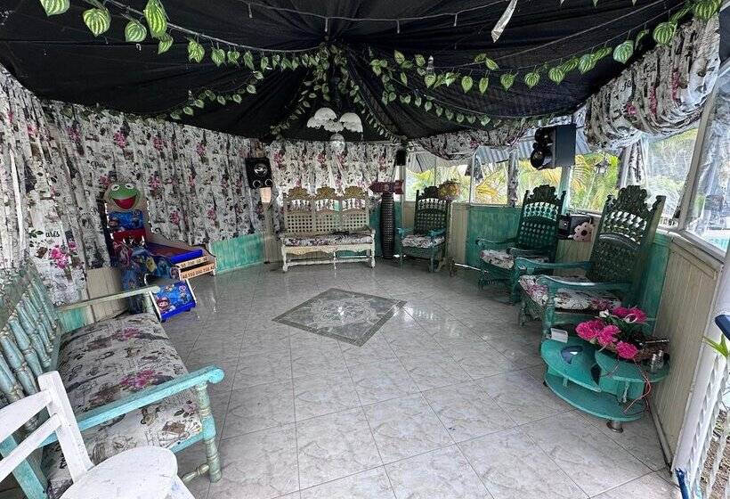 בית מלון כפרי Sary House By Anne Spa