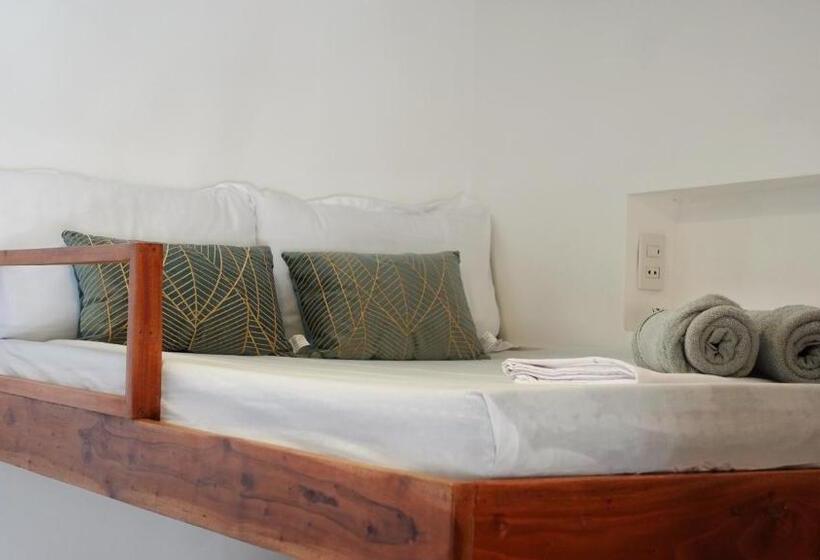 בית מלון כפרי Senare Boracay