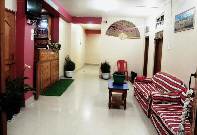 ホテル Shungatser Inn