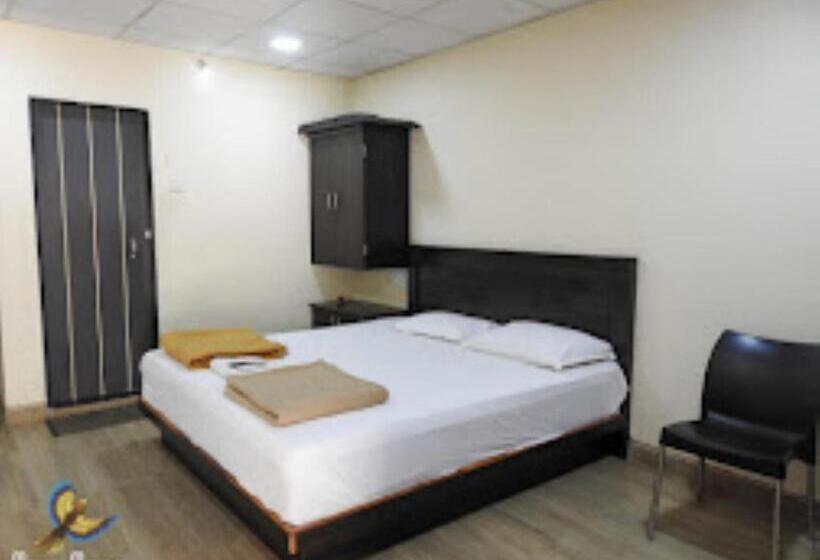 Hotel Silver Sand,malvan