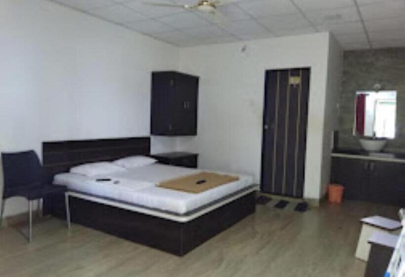 Hotel Silver Sand,malvan