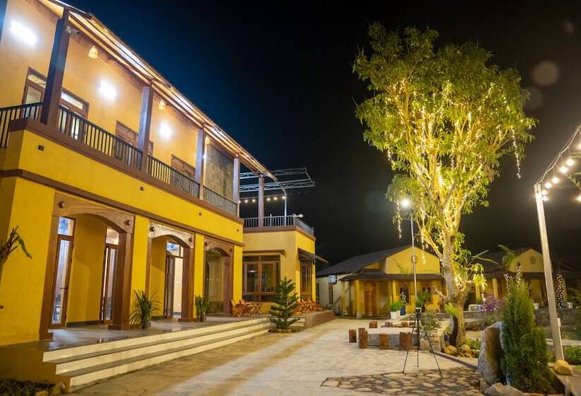 هتل Sky Bay Lodge