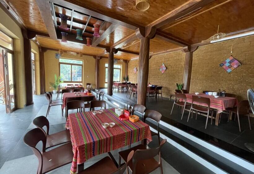 هتل Sky Bay Lodge