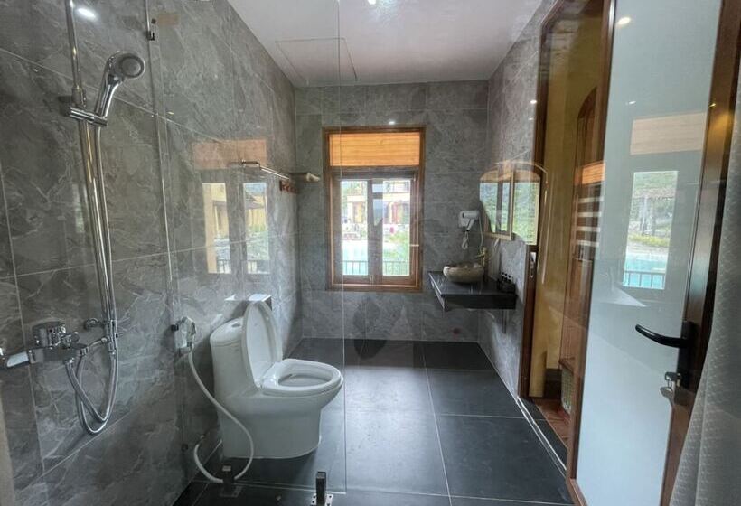 هتل Sky Bay Lodge