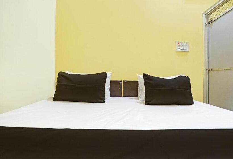 호텔 Spot On Shiv Guest House