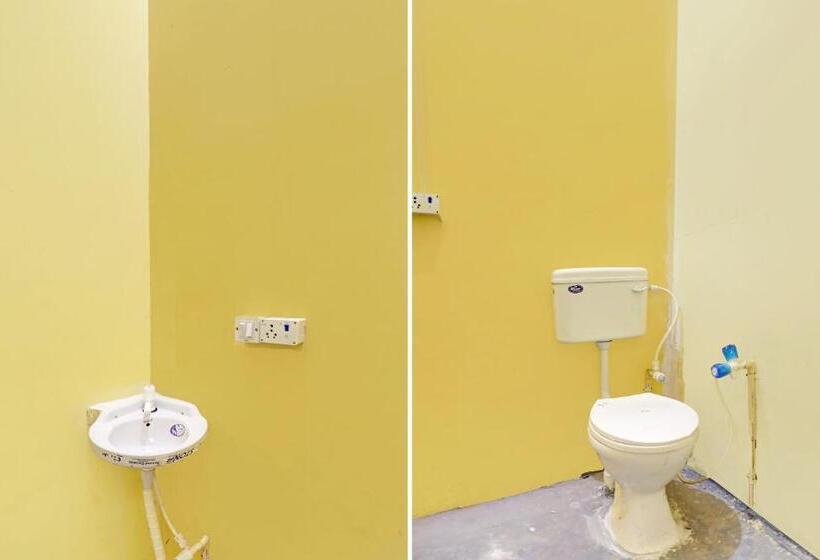 호텔 Spot On Shiv Guest House