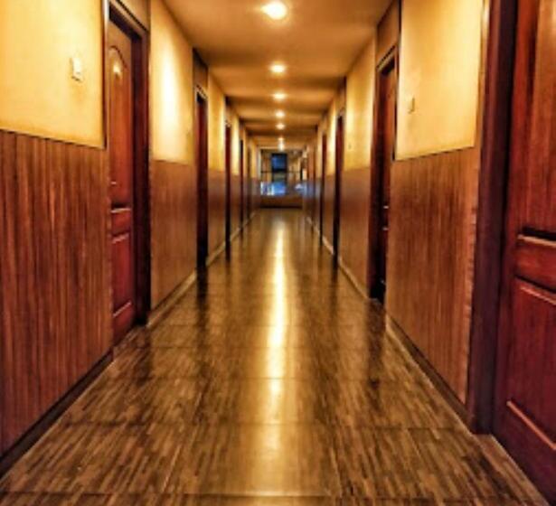 בית מלון כפרי Sri Murugan Residency, Coimbatore