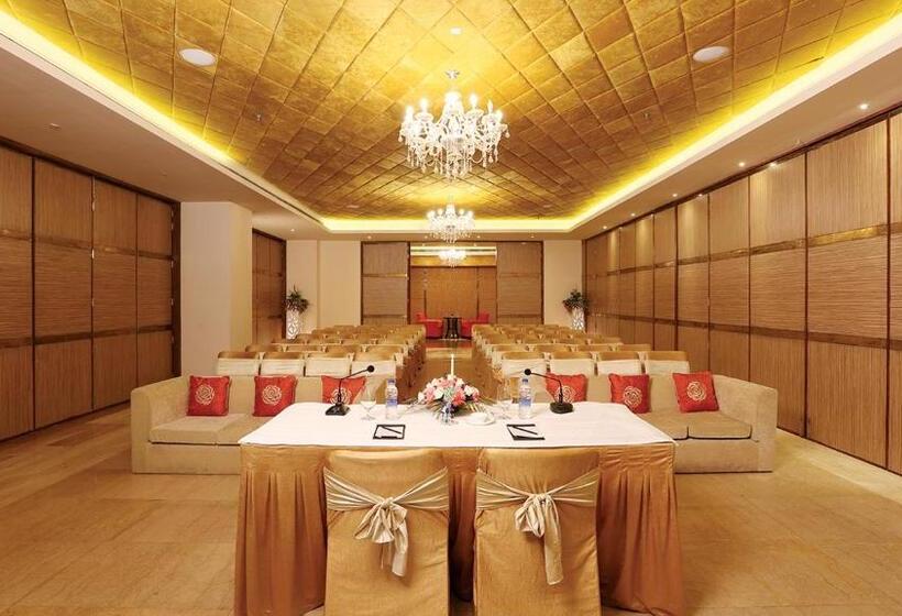 ホテル The Conway