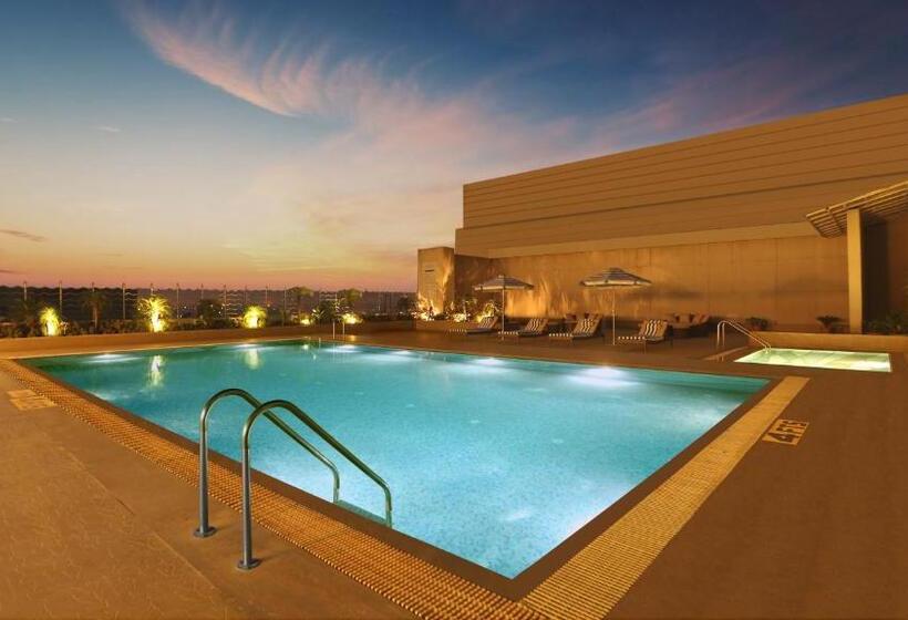 ホテル The Conway