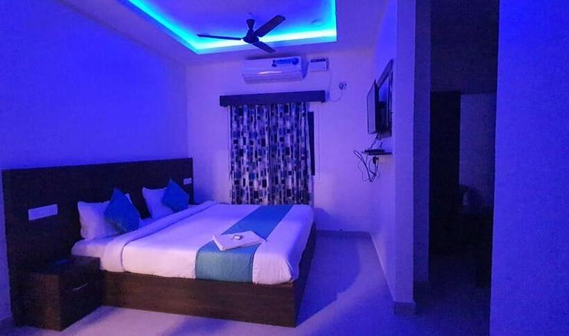 ホテル Vedic Homes