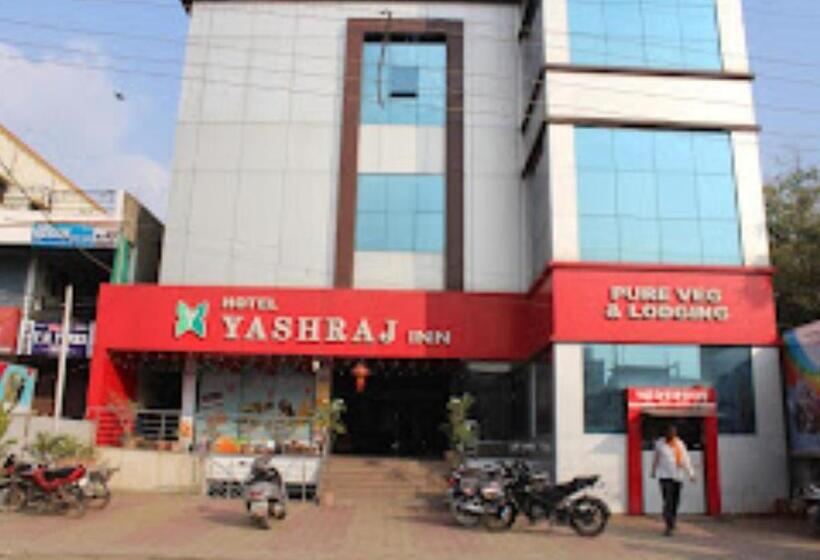 فندق Yashraj Inn Beed