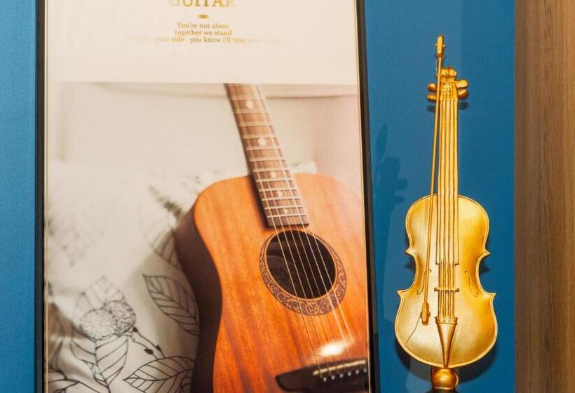 Ibis Styles Hotel   260m From Guangji Street Subway Station