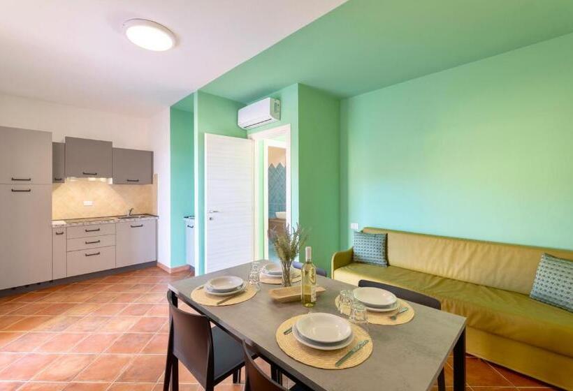 Isa Residence With Swimming Pool In Isola Rossa, Apartments With Air Conditioning And Private Outdoo