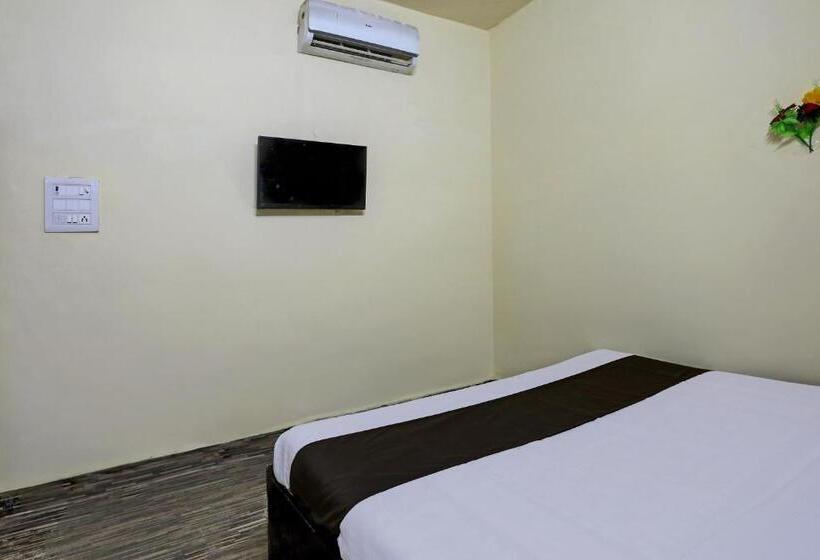 Oyo Hotel New Samrat