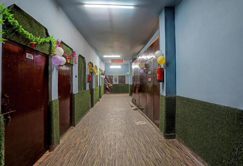 Oyo Hotel New Samrat