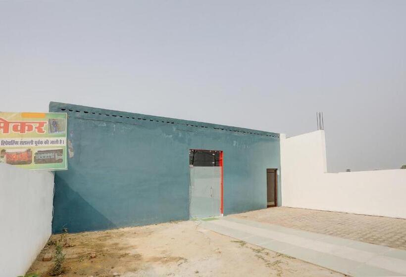 Oyo Kittu Hotel And Restaurant