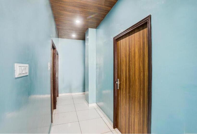 Oyo Kittu Hotel And Restaurant