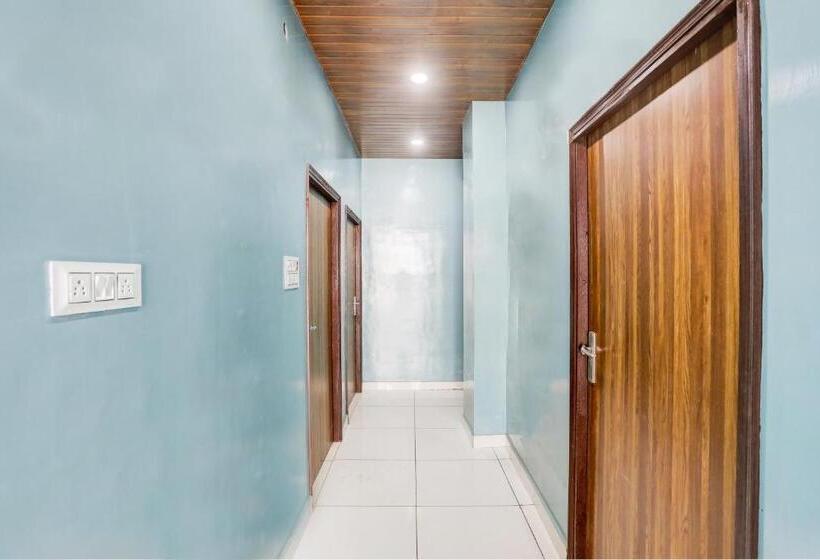 Oyo Kittu Hotel And Restaurant