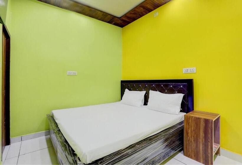 Oyo Kittu Hotel And Restaurant